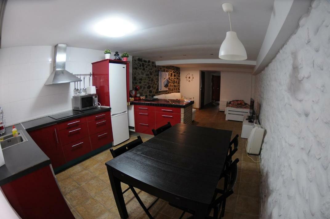 Apartamntos Urdaibai 3 Бермео Екстериор снимка